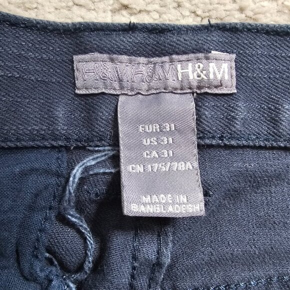 H&M Women's Straight Leg Blue Denim Button Pants, Size 31 - Picture 3 of 11